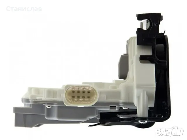 VW Tiguan 5N Брава за задна лява  врата , снимка 2 - Части - 50347825