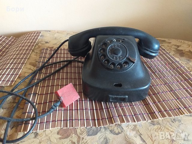 Стар телефон 1, снимка 2 - Стационарни телефони и факсове - 28043173