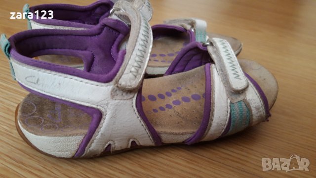 Кожени сандали Clarks, 28,5ти номер, снимка 5 - Детски сандали и чехли - 33649052