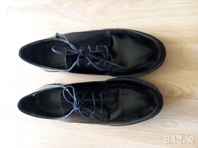 Черни дамски,естествена кожа, италиански обувки, снимка 6 - Дамски ежедневни обувки - 36387928