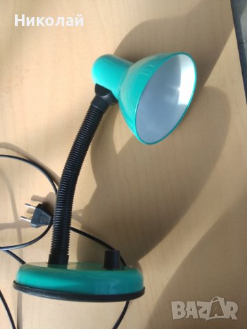 Настолна , нощна лампа с реголиране на светлината