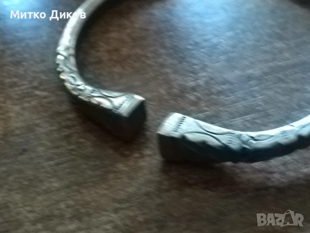 Месингова гривна с орнаменти два броя винтидж, снимка 8 - Гривни - 51515445