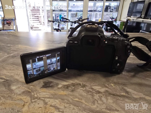 Фотоапарат Canon EOS 250D , снимка 4 - Фотоапарати - 52133052