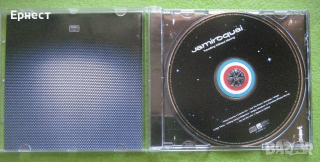 фънк албум в Гинес Jamiroquai - Travelling without moving CD, снимка 3 - CD дискове - 43016877