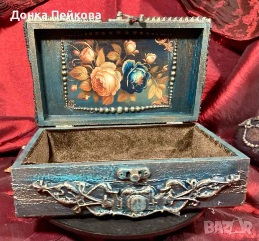 Ръчно декорирана кутия за бижута , снимка 2 - Подаръци за жени - 48709440