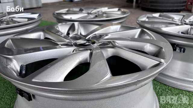 джанти 5/114,3/17 Hynday, снимка 7 - Гуми и джанти - 51318416