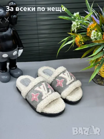 Дамски чехли Louis Vuitton - Налични различни цветове Код D999, снимка 7 - Чехли - 47392586