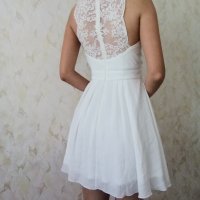 Елегантна дамска рокля с дантела в бял цвят р-р S/M - марка Elise Ryan, снимка 4 - Рокли - 43324748