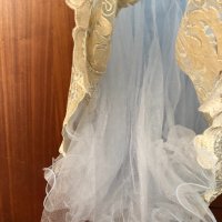 Chi Chi London Дамска официална рокля - светло синьо и златисто / дантела, снимка 4 - Рокли - 32814589
