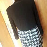 Разкроена черна блуза с шифон пепит Л, снимка 3 - Блузи с дълъг ръкав и пуловери - 26380631