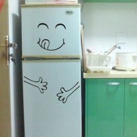 2266 Забавен стикер за хладилник Лакомник, снимка 2 - Декорация за дома - 33264418