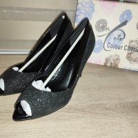 Дамски бляскави черни токчета, снимка 4 - Дамски обувки на ток - 43690597