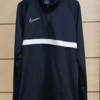 Nike-Много Запазена, снимка 1 - Блузи - 43487601