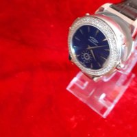 Луксозен часовник с 2 лица и камъни сваровски - Лимитирана серия!, снимка 3 - Дамски - 43437052