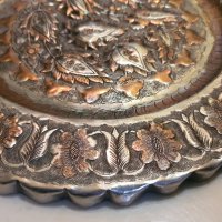 Турска медна кована чиния, пано за стена, 60те г–32см, снимка 2 - Антикварни и старинни предмети - 38351471