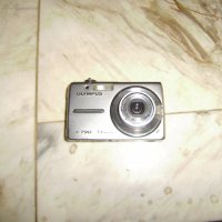 Продавам фото апарат ОЛИМПУС X-790 не работи за 10лв, снимка 6 - Фотоапарати - 26263296