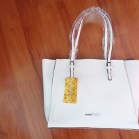 Дамска чанта, нова, с етикет, бяла, снимка 4 - Чанти - 28513076