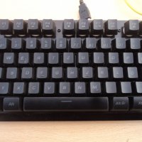 геймърска клавиатура, снимка 3 - Клавиатури и мишки - 39607919