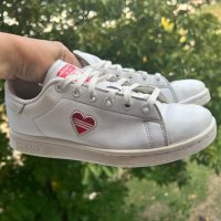 Adidas Stan Smith Red Heart — номер 37 1/3, снимка 2 - Маратонки - 38338335