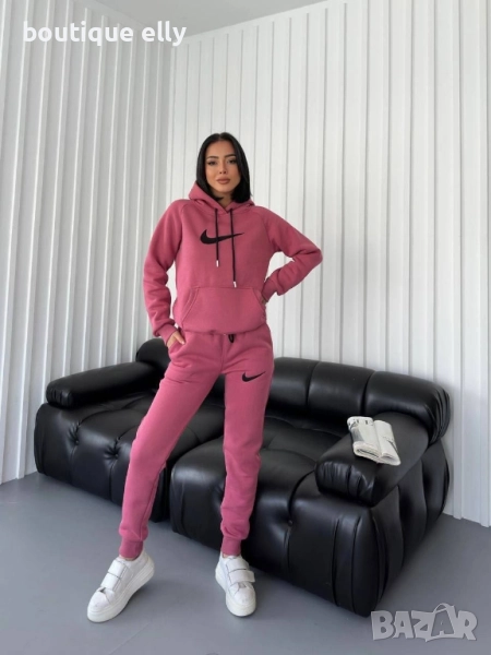 ватиран дамски екип, снимка 1