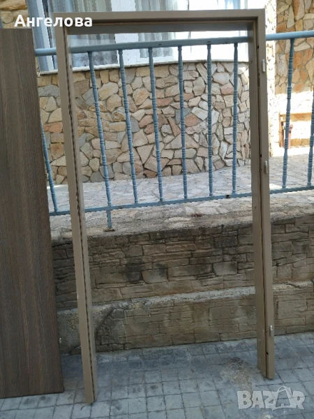 Външна врата, снимка 1