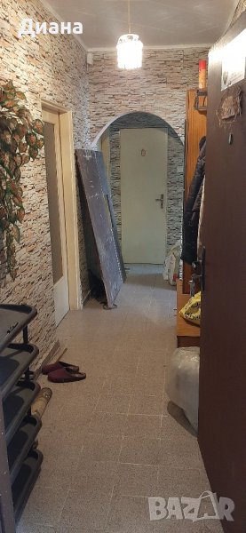 3-стаен апартамент , снимка 1