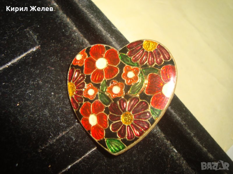 СТАРА ФЛОРАЛНА с ЕМАЙЛ ЛАК БРОНЗОВА РЕТРО БРОШКА СЪРЦЕВИДНА 21675, снимка 1