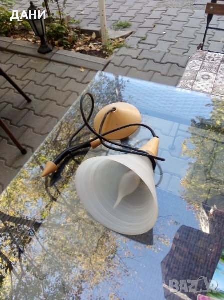 Продава декортивна лампа, Икеа, с дълъг шнур,с дървени орнаменти, , снимка 1