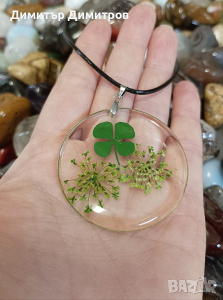 Дамски колиета с детелинка. Идея за пдарък. Бижута Луди гъби., снимка 1