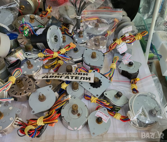 Стъпкови двигатели - 39 лв за бройка , снимка 1