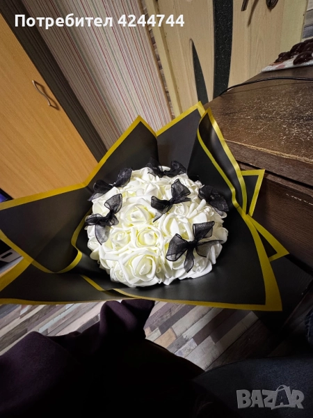 Ръчно изработино цвете с 50 цветя, снимка 1