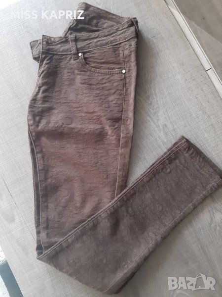 Дамски дънки с релеф, снимка 1