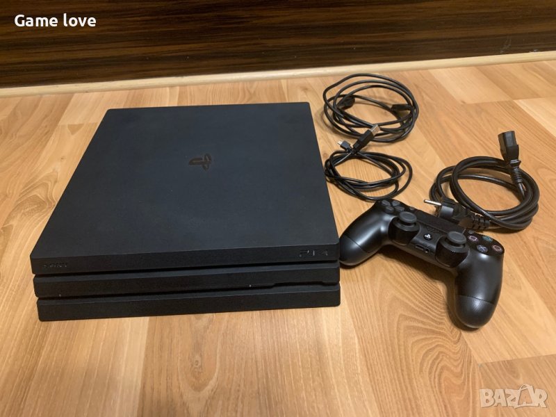 PlayStation 4 pro + 32 игри GTA 5 Fortnite PS4 pro, снимка 1