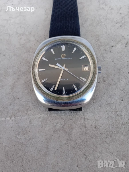 Продавам часовник Girard Perregue Quartz , снимка 1