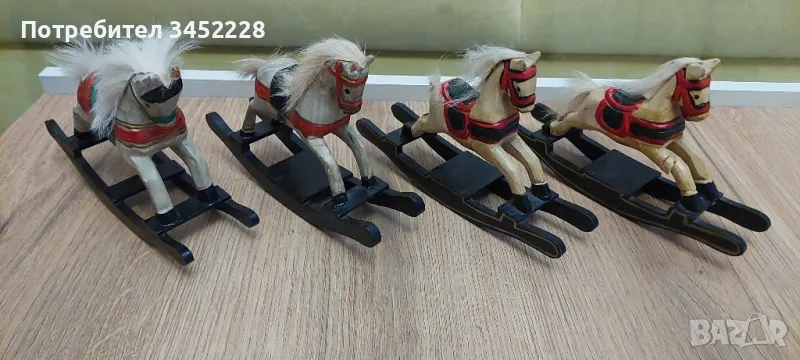 фигурки дървени кончета 4 броя за ценители , снимка 1