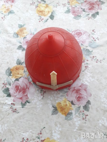 Стара детска играчка  Шлем от 80 те г., снимка 1