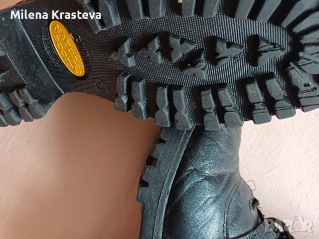 38 номер Два чифта общо, снимка 8 - Дамски боти - 53069957