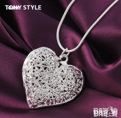 Нежно Сребърно Колие Сърце Ново 