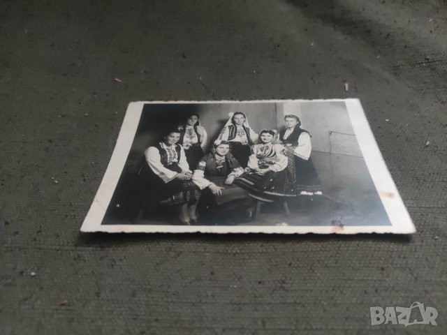 Продавам снимки Момичета с носии 22 пех .полк Дупница иоше една, снимка 3 - Колекции - 43049250