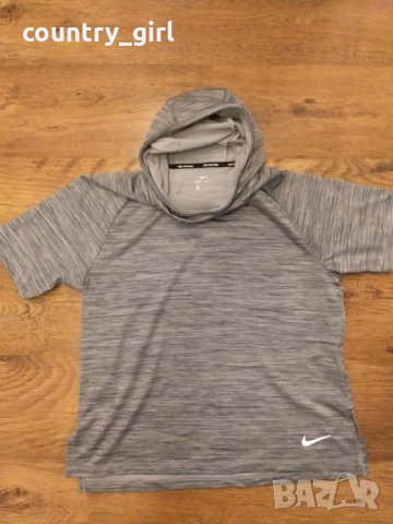 Nike Women’s THERMA Short Sleeve Running Hoodie - страхотна дамска блуза КАТО НОВА, снимка 9 - Спортни екипи - 27934270
