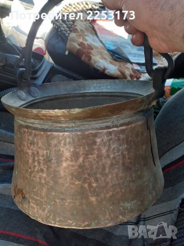 Меден кован бакър за декор