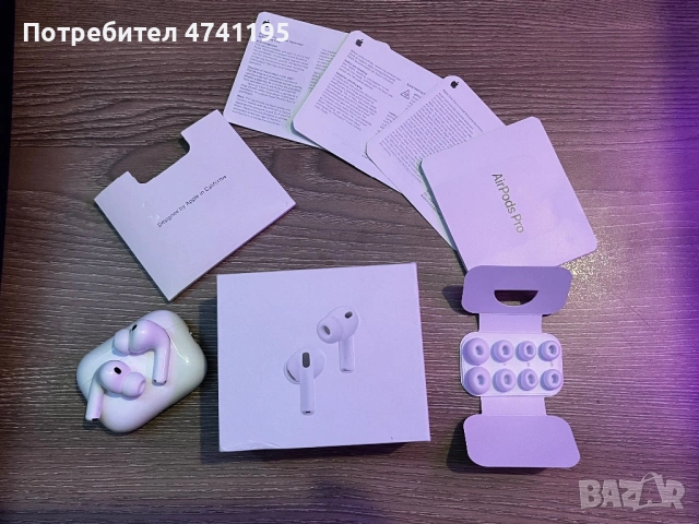 Airpods Pro 3 в отлично състояние!, снимка 3 - Слушалки и портативни колонки - 53515351