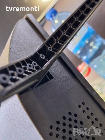 крачета за телевизор SmartTech модел SMT43S10UV2L1B1, снимка 3 - Стойки, 3D очила, аксесоари - 44000990