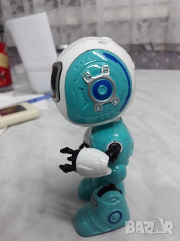 Робот играчка-10лв, снимка 3 - Конструктори - 43203583