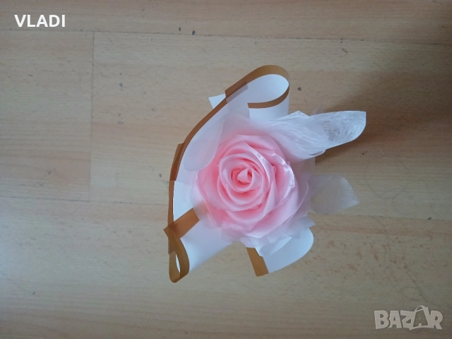 1роза, снимка 2 - Изкуствени цветя - 21401363