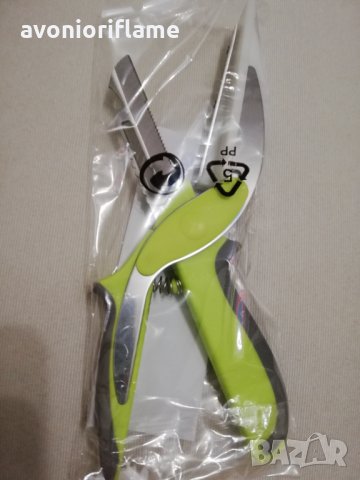 Кухненска многофункционална ножица Avon kitchen magik, снимка 4 - Прибори за хранене, готвене и сервиране - 28377464