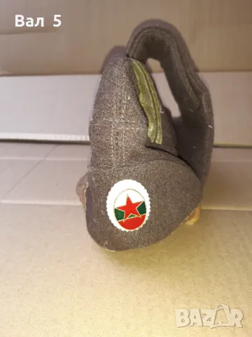 Военно офицерско зимно кепе , шапка , униформа - БНА , НРБ