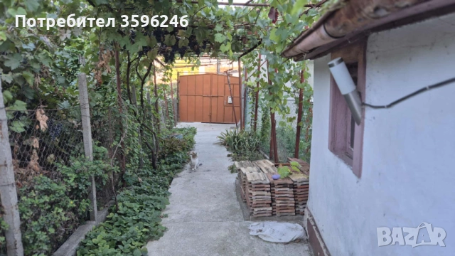 Къща в тих и спокоен район, снимка 4 - Къщи - 52079777