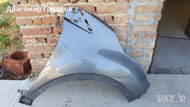 Оригинален преден десен калник за Renault Captur I / Рено Каптюр (2013-2019)