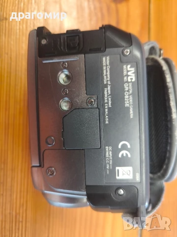 JVC GR-D825E видеокамера Mini DV , снимка 6 - Камери - 51298338